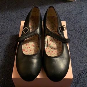 Capezio tap shoes